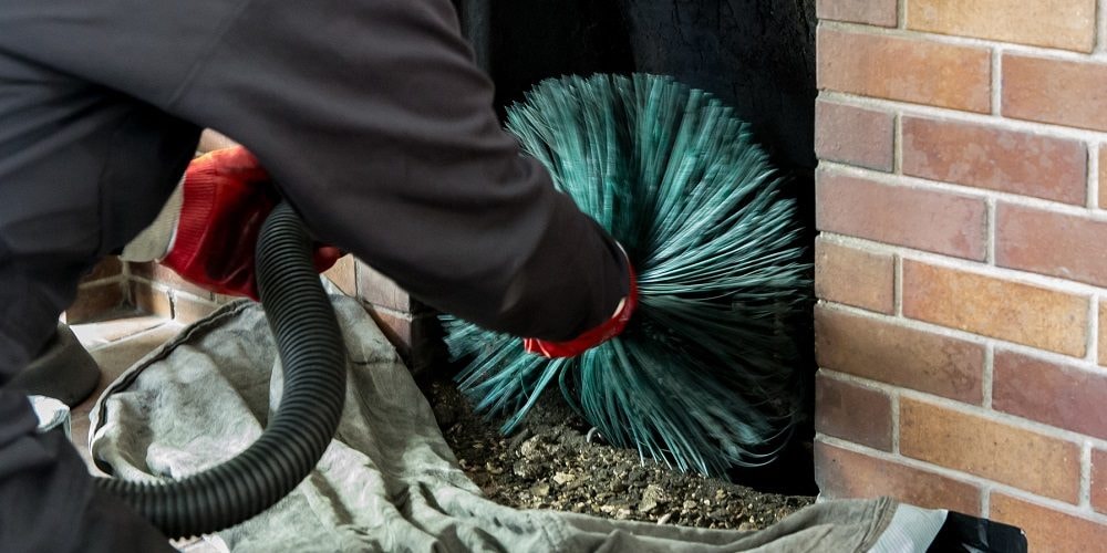 Assurance habitation : le ramonage obligatoire pour l’hiver