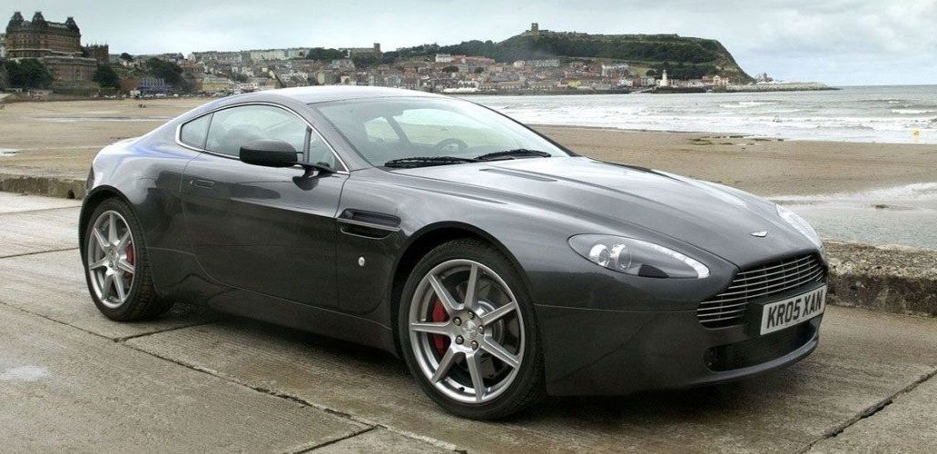 Assurance auto Aston martin v8